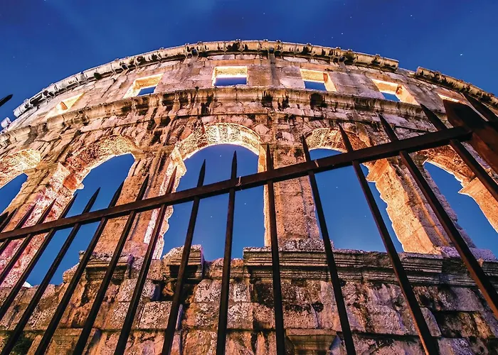 Stunning In With Wifi Lägenhet Pula